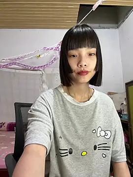 Snapshot of andymi1 chatting on 4, 7, 2026 andymi1 online show from 4, 7, 2026