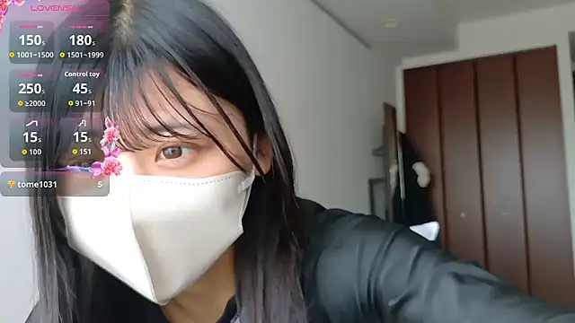 Snapshot of 0p-saki-p0 chatting on 28, 4, 2026 0p-saki-p0 online show from 28, 4, 2026