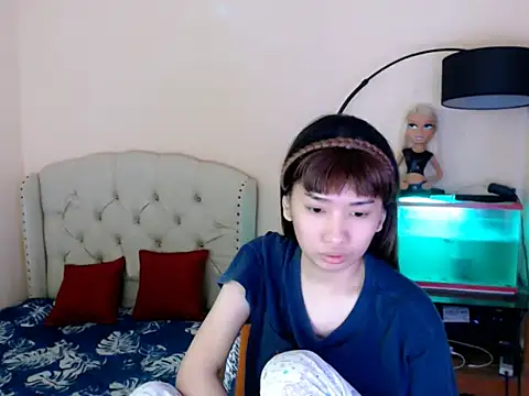 ShantalFoxxy  online show from 12, 3, 2026