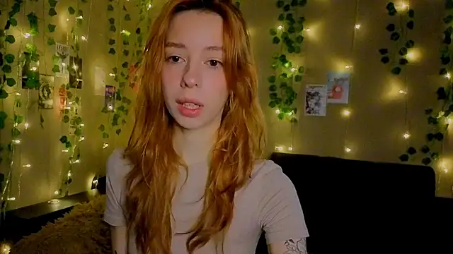 Snapshot of Lori_Williams chatting on 23, 3, 2026 Lori Williams online show from 23, 3, 2026