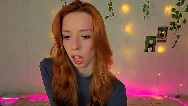 Snapshot of Lori_Williams chatting on 11, 4, 2026 Lori Williams online show from 11, 4, 2026