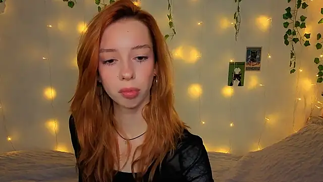 Snapshot of Lori_Williams chatting on 13, 4, 2026 Lori Williams online show from 13, 4, 2026