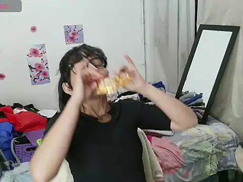 Natzu Choi online show from 10, 4, 2026