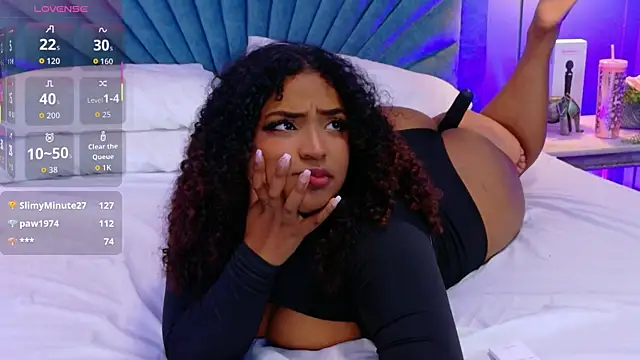 Cristal-Jonnes online show from 2, 12, 2025