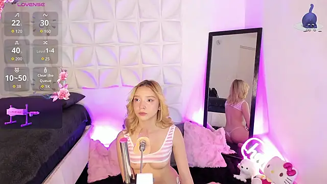 JuliethMoss online show from 15, 9, 2025