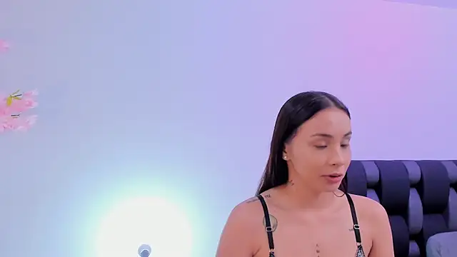 Snapshot of maily_zanss chatting on 9, 4, 2026 maily zanss online show from 9, 4, 2026