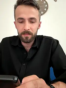 Snapshot of S-kt-et chatting on 29, 9, 2025 S-kt-et online show from 29, 9, 2025