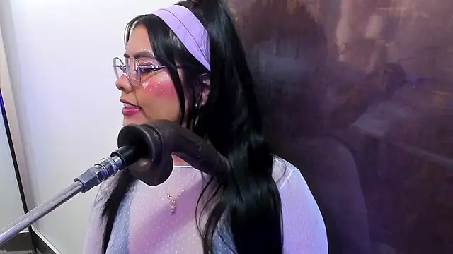 Snapshot of pocahontas_lantina chatting on 9, 3, 2026 pocahontas lantina online show from 9, 3, 2026