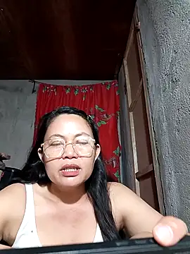 Everleigh mom online show from 18, 11, 2025