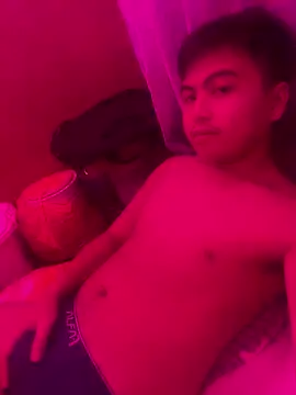 Snapshot of Midnightfuck_ chatting on 6, 11, 2025 Midnightfuck online show from 6, 11, 2025