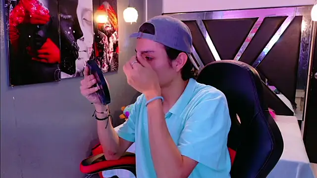 Snapshot of alandelrey57 chatting on 10, 2, 2026 alandelrey57 online show from 10, 2, 2026