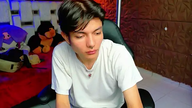 Snapshot of alandelrey57 chatting on 23, 2, 2026 alandelrey57 online show from 23, 2, 2026