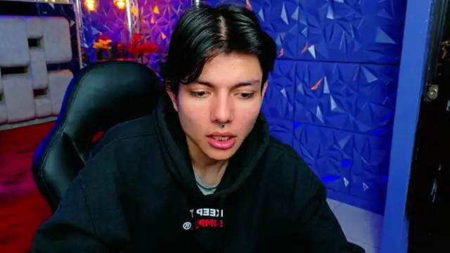 Snapshot of alandelrey57 chatting on 25, 2, 2026 alandelrey57 online show from 25, 2, 2026