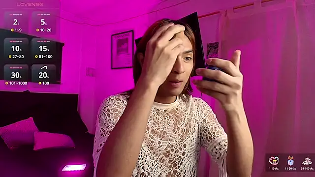 Snapshot of imgerver chatting on 24, 10, 2025 imgerver online show from 24, 10, 2025