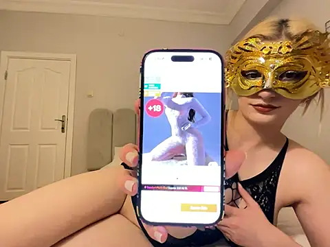 Snapshot of Elifeylull chatting on 5, 4, 2026 Elifeylull online show from 5, 4, 2026