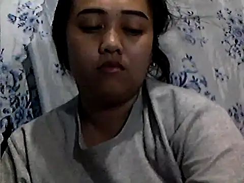 Snapshot of Pinay_Chubby20 chatting on 2, 4, 2026 Pinay Chubby20 online show from 2, 4, 2026