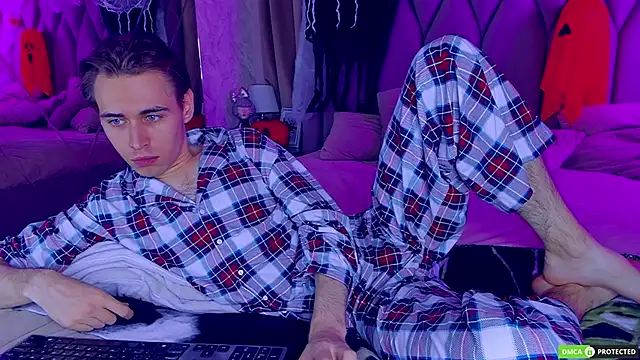 WilliamDyson online show from 20, 10, 2025