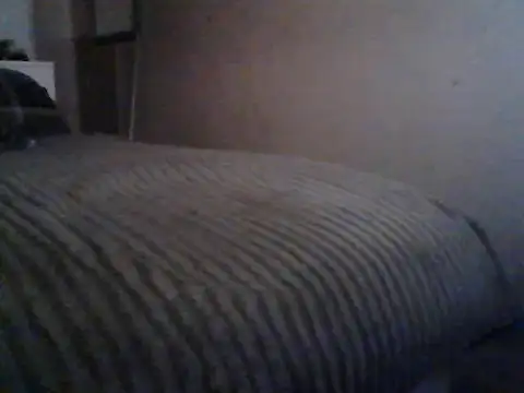 Snapshot of Thoma9034 chatting on 15, 4, 2026 Thoma9034 online show from 15, 4, 2026
