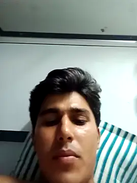 Snapshot of HarryChoudhary21 chatting on 7, 4, 2026 HarryChoudhary21 online show from 7, 4, 2026
