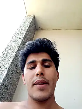 Snapshot of HarryChoudhary21 chatting on 12, 4, 2026 HarryChoudhary21 online show from 12, 4, 2026