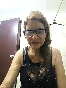 MaryeLunna online show from 2, 12, 2025