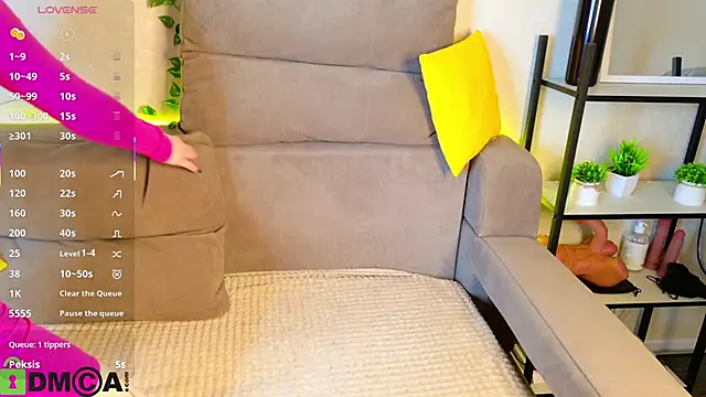 Roxy Sunnny online show from 20, 11, 2025