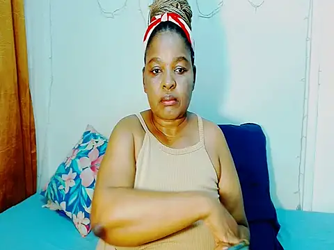 Snapshot of Love-Racheal75 chatting on 26, 11, 2025 Love-Racheal75 online show from 26, 11, 2025