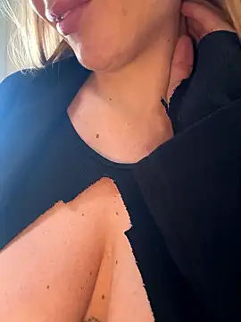 sailor titti online show from 7, 1, 2026