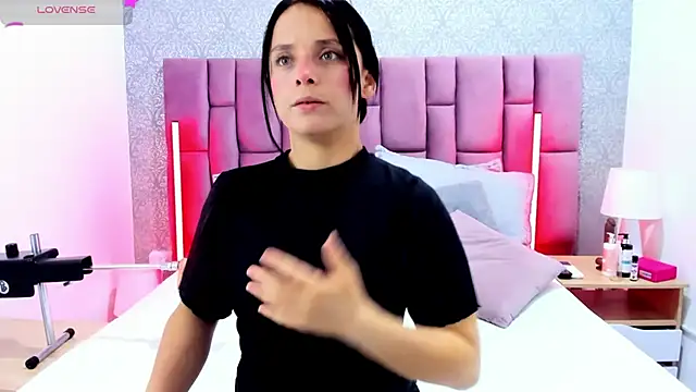 Snapshot of MartinaRizzi chatting on 29, 10, 2025 MartinaRizzi online show from 29, 10, 2025