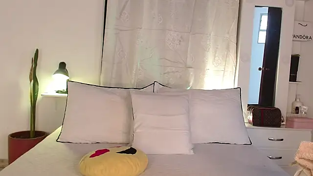 brunoorangel1 online show from 29, 9, 2025