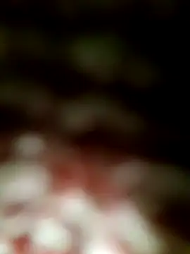 Snapshot of MaxB057 chatting on 17, 4, 2026 MaxB057 online show from 17, 4, 2026