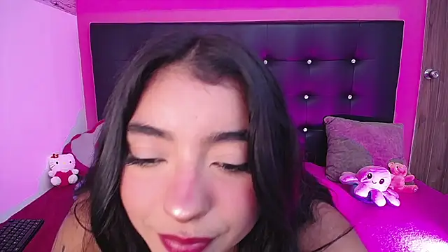 molly curvyhot online show from 26, 3, 2026