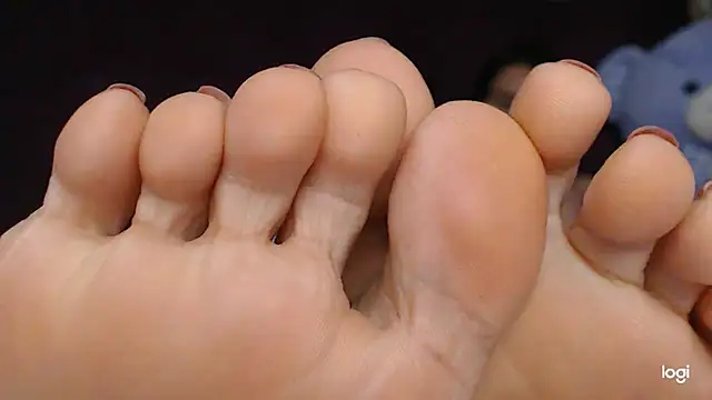 Snapshot of ash_feet chatting on 5, 12, 2025 ash feet online show from 5, 12, 2025