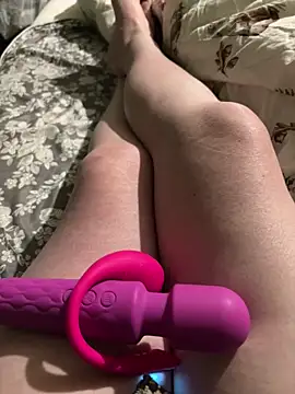 Snapshot of Taboo-Lou chatting on 18, 11, 2025 Taboo-Lou online show from 18, 11, 2025