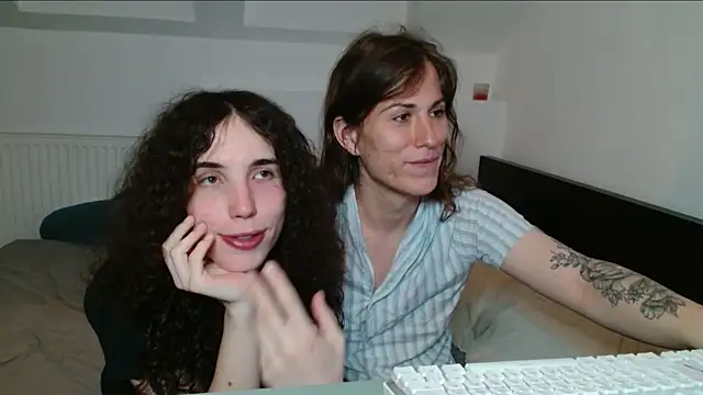 Snapshot of tsbubbles760 chatting on 21, 9, 2025 tsbubbles760 online show from 21, 9, 2025