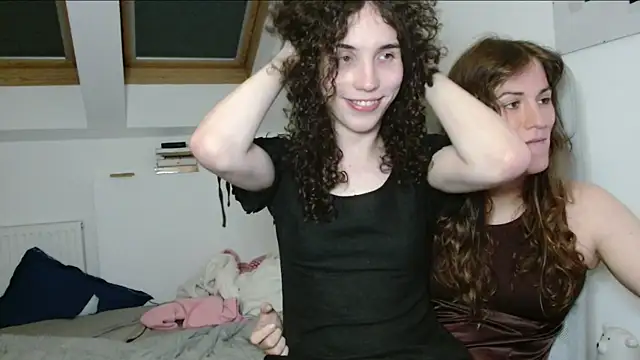 Snapshot of tsbubbles760 chatting on 7, 10, 2025 tsbubbles760 online show from 7, 10, 2025