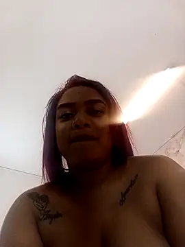 nathaliamiller online show from 16, 12, 2025