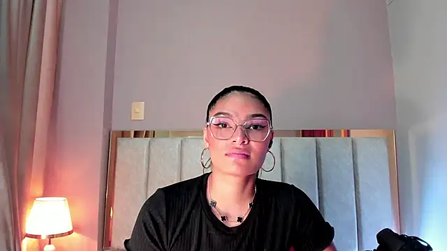 LunaAspen  online show from 10, 11, 2025