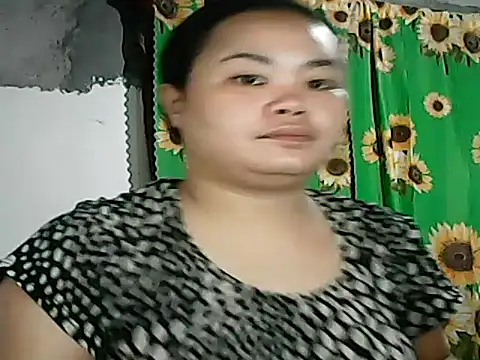 CreamyPussy4uxx online show from 29, 10, 2025