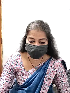 tamil Sigappu Roja online show from 3, 4, 2026