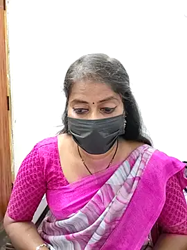 Snapshot of tamil_Sigappu_Roja chatting on 22, 4, 2026 tamil Sigappu Roja online show from 22, 4, 2026