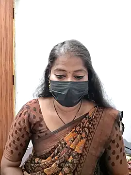 Snapshot of tamil_Sigappu_Roja chatting on 1, 5, 2026 tamil Sigappu Roja online show from 1, 5, 2026
