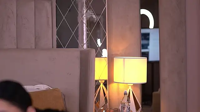 Snapshot of FrancescaDante chatting on 26, 10, 2025 FrancescaDante online show from 26, 10, 2025