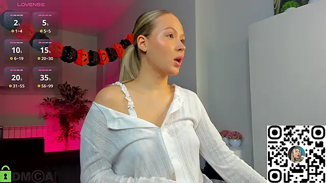 Snapshot of Margo-pvt chatting on 29, 10, 2025 Margo-pvt online show from 29, 10, 2025