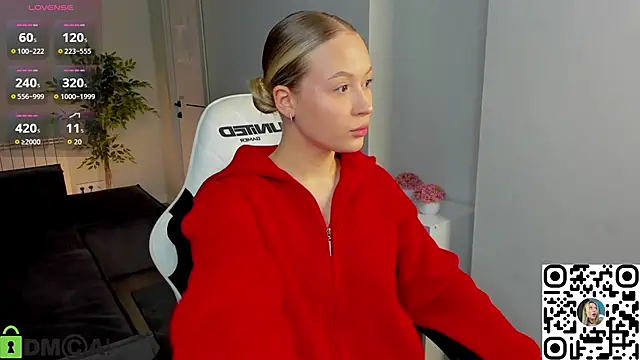 Snapshot of Margo-pvt chatting on 11, 11, 2025 Margo-pvt online show from 11, 11, 2025