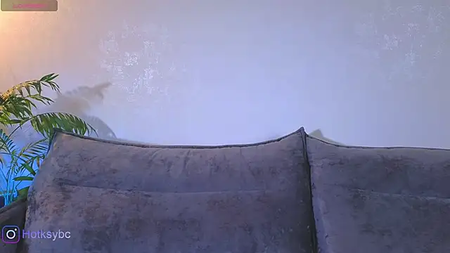 Snapshot of Hot_ksy chatting on 16, 11, 2025 Hot ksy online show from 16, 11, 2025