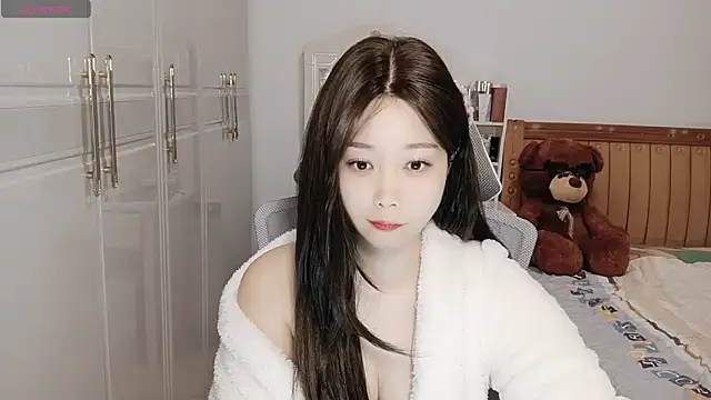 Snapshot of Xiaotantan-99 chatting on 26, 10, 2025 Xiaotantan-99 online show from 26, 10, 2025