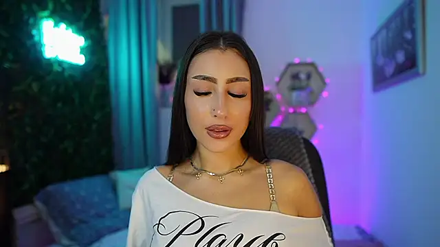 Snapshot of Bree__Morgan chatting on 5, 11, 2025 Bree Morgan online show from 5, 11, 2025