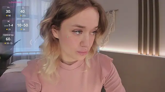 Snapshot of DiscoPotato chatting on 12, 3, 2026 DiscoPotato online show from 12, 3, 2026