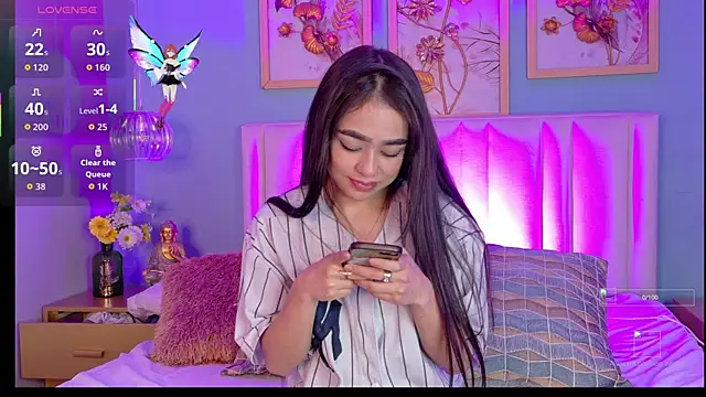 Snapshot of TifannyWolf_ chatting on 21, 11, 2025 TifannyWolf online show from 21, 11, 2025